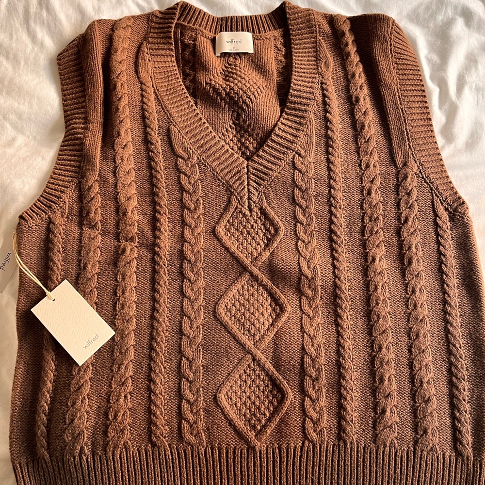 Wilfred V-Neck Brown Sweater Vest
